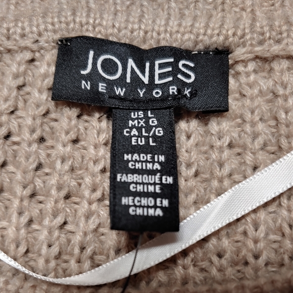 Send offers !!! NWT Jones NY sweater.  Size Large. - Picture 3 of 5